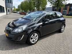 Zwart Gebruikt 2014 Opel Corsa Business Hatchback | € 4.495 (Eerlijke prijs)