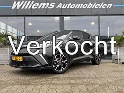 Zwart Gebruikt 2022 Toyota C-HR Luxury SUV | € 23.950 (Eerlijke prijs)