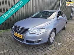 Grijs Gebruikt 2009 VW Passat Comfortline Sedan | € 2.990 (Eerlijke prijs)