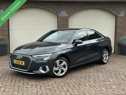 Grijs Gebruikt 2021 Audi A3 Business Sedan | € 25.950 (Goede deal)