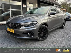 Grijs Gebruikt 2017 Fiat Tipo Hatchback | € 7.950 (Eerlijke prijs)