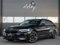 Zwart, metallic lak Gebruikt 2021 BMW 530e Comfort Edition Stationwagen | € 25.450 (Goede deal)