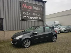 Zwart Gebruikt 2011 Renault Clio II Luxe Hatchback | € 9.950