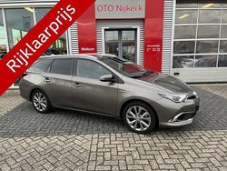 Grijs (metallic) Gebruikt 2019 Toyota Auris Touring Sports Executive Stationwagen | € 19.400 (Eerlijke prijs)