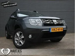 Grijs, metallic lak Gebruikt 2014 Dacia Duster Prestige SUV | € 9.450 (Eerlijke prijs)