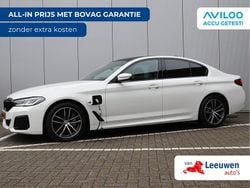 Wit Gebruikt 2022 BMW 545e M Sport Sedan | € 42.795 (Super prijs)
