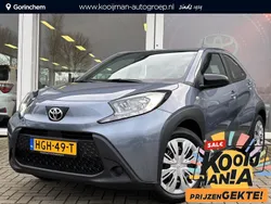 Grijs Nieuw 2025 Toyota Aygo Play Hatchback | € 21.299 (Iets duurder)