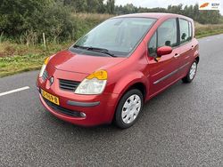 Rood Gebruikt 2006 Renault Modus MPV | € 1.499 (Eerlijke prijs)
