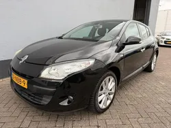 Zwart Gebruikt 2010 Renault Mégane III Hatchback | € 4.750 (Eerlijke prijs)