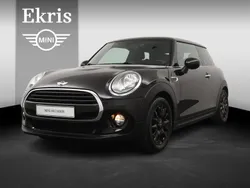 Zwart Gebruikt 2018 Mini Cooper Business Hatchback | € 17.900 (Iets duurder)