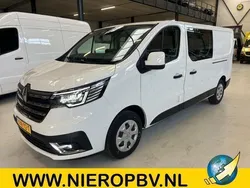 Wit Gebruikt 2023 Renault Trafic Van | € 34.750