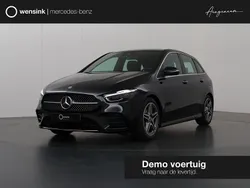 Zwart Gebruikt 2025 Mercedes B180 AMG line MPV | € 49.900 (Eerlijke prijs)