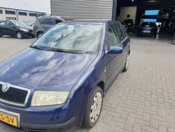 Blauw Gebruikt 2003 Skoda Fabia Hatchback | € 899 (Eerlijke prijs)