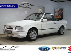 Wit, basis/uni Gebruikt 1987 Ford Escort Cabriolet Ghia Cabriolet | € 8.900