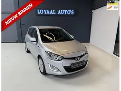 Grijs Gebruikt 2013 Hyundai i20 Hatchback | € 5.999 (Eerlijke prijs)