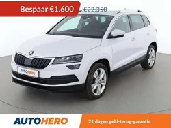 Wit, metallic lak Gebruikt 2019 Skoda Karoq Style SUV | € 20.449 (Eerlijke prijs)