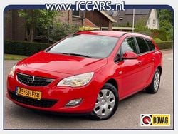 Rood Gebruikt 2011 Opel Astra Business Edition Stationwagen | € 3.845 (Iets duurder)