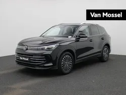 Zwart, metallic lak Gebruikt 2024 VW Tiguan Elegance SUV | € 47.900 (Eerlijke prijs)