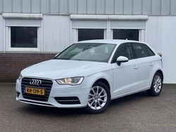 Wit Gebruikt 2013 Audi A3 Sportback Ambition Hatchback | € 9.850 (Eerlijke prijs)