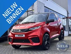Rood, metallic lak Nieuw 2025 Aixam City Sport Hatchback | € 17.971