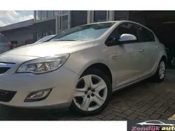 Grijs Gebruikt 2011 Opel Astra Edition Hatchback | € 5.499 (Super prijs)