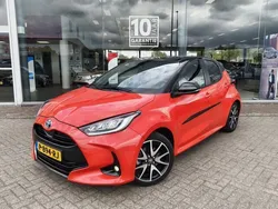 Rood Gebruikt 2022 Toyota Yaris Edition Hatchback | € 22.800 (Eerlijke prijs)
