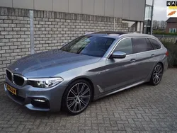 Grijs, metallic lak Gebruikt 2018 BMW 540 Executive Stationwagen | € 34.950 (Goede deal)