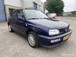 Blauw Gebruikt 1996 VW Golf Cabriolet Cabriolet | € 2.250 (Goede deal)