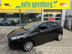 Zwart, metallic lak Gebruikt 2014 Ford Fiesta Style Hatchback | € 6.450 (Goede deal)