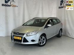 Grijs Gebruikt 2013 Ford Focus Stationwagen | € 5.999 (Eerlijke prijs)