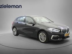 Zwart Gebruikt 2021 BMW 118 Comfort Edition Hatchback | € 18.845 (Goede deal)