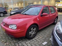 Rood Gebruikt 2001 VW Golf IV Highline Hatchback | € 895