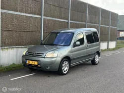 Groen Gebruikt 2003 Peugeot Partner MPV | € 2.250 (Eerlijke prijs)