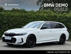 Wit Gebruikt 2025 BMW 330e M Performance Stationwagen | € 55.895 (Eerlijke prijs)