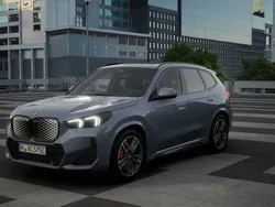 Grijs Nieuw 2025 BMW iX1 M Sport SUV | € 61.634 (Eerlijke prijs)