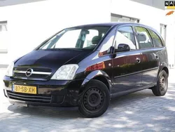 Zwart Gebruikt 2005 Opel Meriva Enjoy MPV | € 699