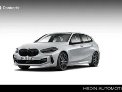 Zilver Gebruikt 2024 BMW 120 M Sport Hatchback | € 67.847