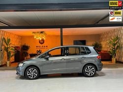 Grijs, metallic lak Gebruikt 2018 VW Golf Sportsvan Highline MPV | € 18.985 (Iets duurder)