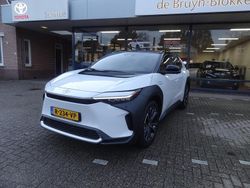 Wit Gebruikt 2022 Toyota bZ4X Premium SUV | € 39.900 (Iets duurder)