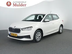 Wit Gebruikt 2022 Skoda Fabia Ambition Hatchback | € 15.745 (Eerlijke prijs)