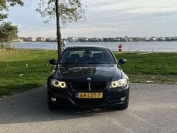 Zwart Gebruikt 2010 BMW 316 Sedan | € 10.000 (Duur)