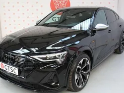 Zwart Gebruikt 2022 Audi SQ8 e-tron Sport SUV | € 55.575