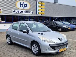Grijs Gebruikt 2010 Peugeot 206+ Hatchback | € 3.500 (Eerlijke prijs)