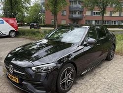 Zwart Gebruikt 2022 Mercedes C300 AMG line Sedan | € 29.500