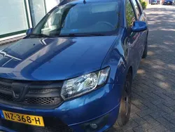 Blauw Gebruikt 2014 Dacia Logan Prestige Sedan | € 4.243 (Eerlijke prijs)