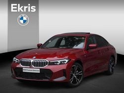 Rood Gebruikt 2025 BMW 330 Comfort Edition Sedan | € 52.900 (Iets duurder)