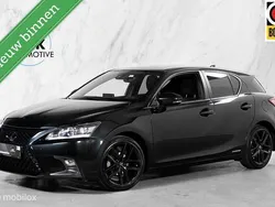 Zwart Gebruikt 2021 Lexus CT200h Hatchback | € 24.700 (Eerlijke prijs)