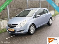 Blauw Gebruikt 2009 Opel Corsa Sport Hatchback | € 1.999 (Goede deal)