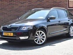 Zwart, metallic lak Gebruikt 2014 Skoda Octavia Business Line Stationwagen | € 8.949 (Eerlijke prijs)