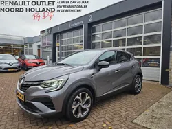 Grijs Gebruikt 2022 Renault Captur R.S. SUV | € 24.390 (Eerlijke prijs)